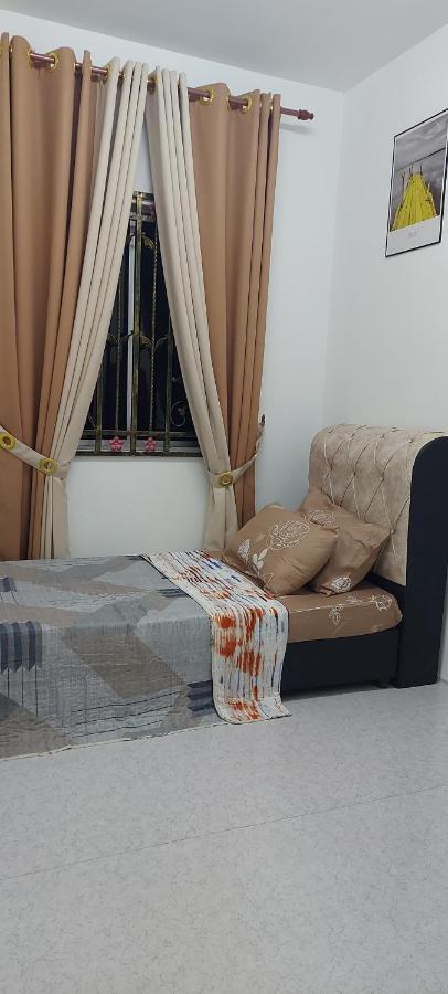 Myrol Homestay Кулим Экстерьер фото